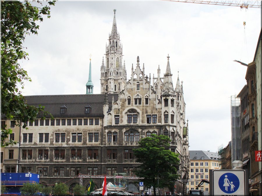02600-Munich-Ayuntamiento-DSC05098.JPG