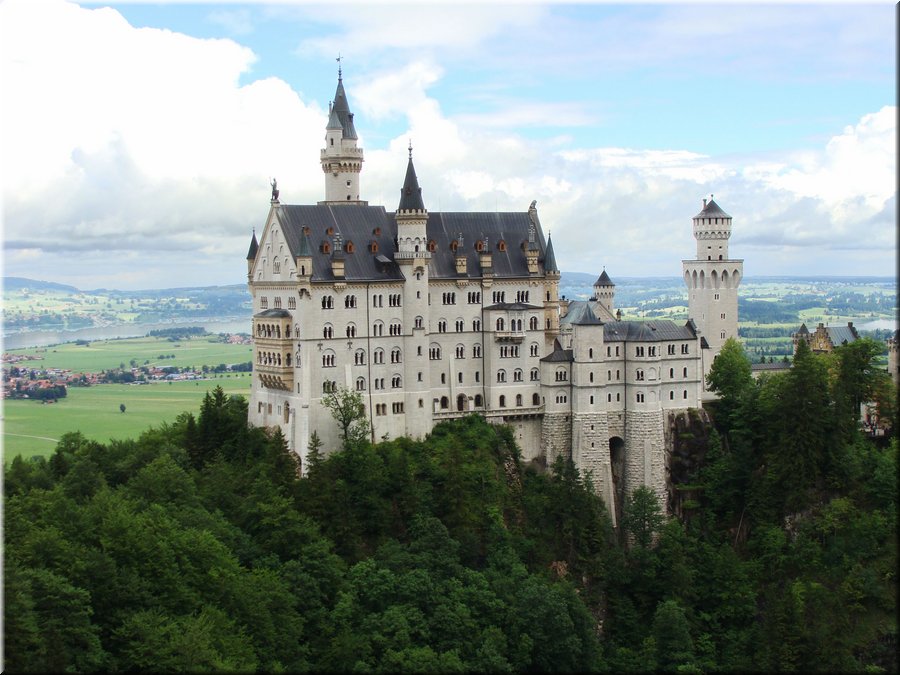 01700-Neuschwanstein-DSC05067.jpg