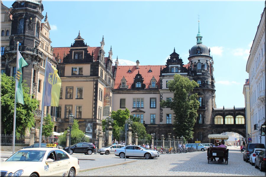 14710-Taschenbergpalais-Dresden-.jpg
