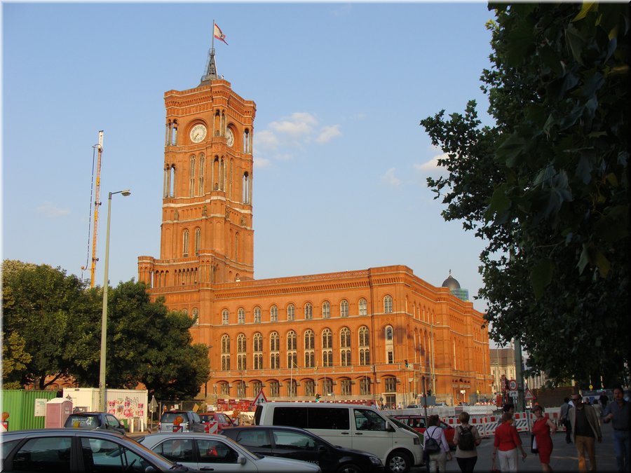 20600-Ayuntamiento Rojo-Berlin-DSC05492.JPG