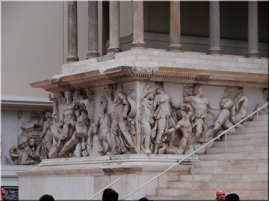 16900-Altar de Pergamo-Berlin-DSC05416.JPG