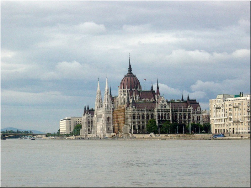 0190-Diego-B-P-V-Budapest-Danubio-Parlamento.jpg