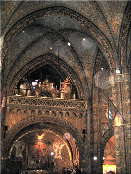 0535-Rosa-B-P-V-Budapest-Iglesia-Matias-Interior.jpg