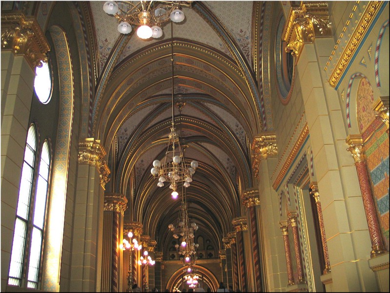 0711-Pedro-B-P-V-Budapest-Interior-Parlamento-Pasillo.JPG