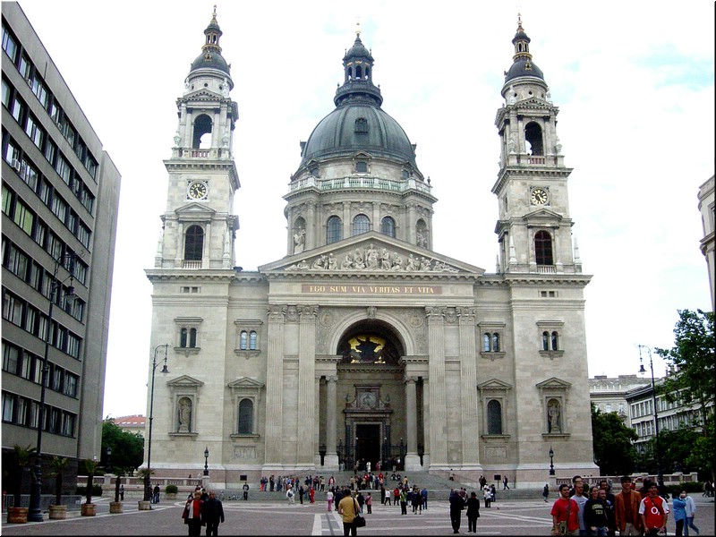 0870-Diego-B-P-V-Budapest-Basilica-San-Esteban.jpg