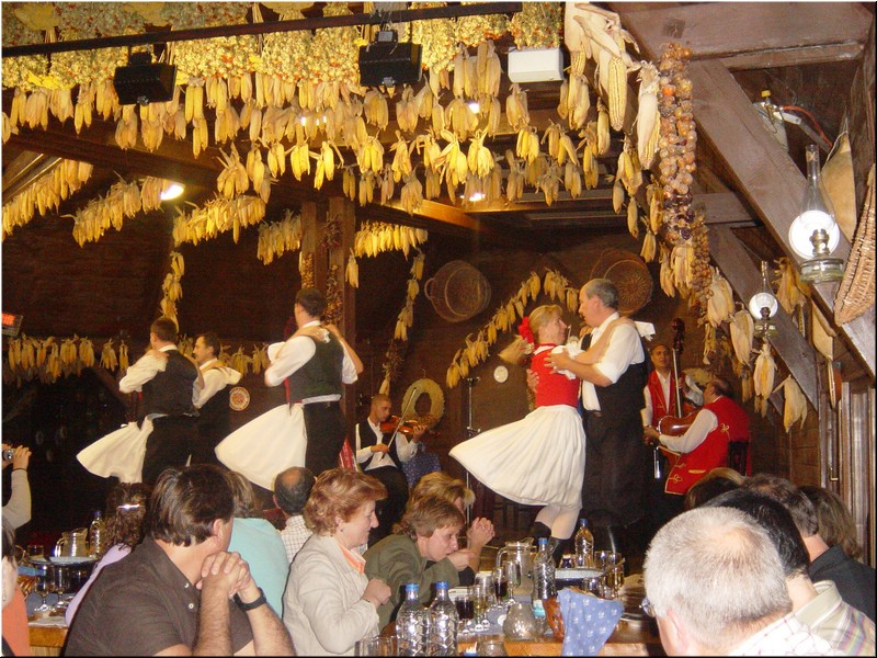 0960-Diego-B-P-V-Budapest-Cena-Folklorica.jpg