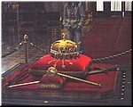 0700-Diego-B-P-V-Budapest-Interior-Parlamento-Corona-Cetro.jpg