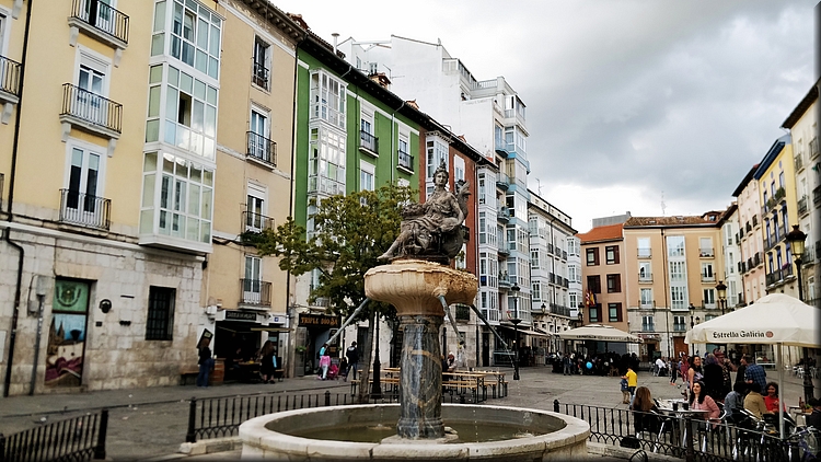 090 Plaza del Huerto del Rey.jpg