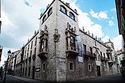 010-Casa del Condestable.jpg