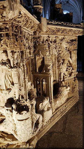 008 Sepulcro Juan II e Isabel.jpg