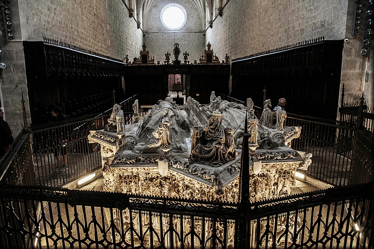 012 Sepulcro Juan II e Isabel.jpg