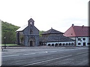 0070-100_0187-Roncesvalles-Ermita y silo de Carlomagno.JPG