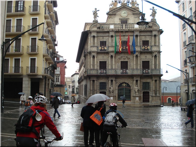 0700-Camino- Pamplona Ayuntamiento.jpg