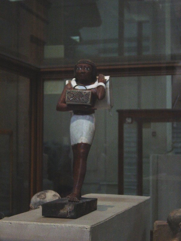 496-CairoMuseo-El_Medico.jpg