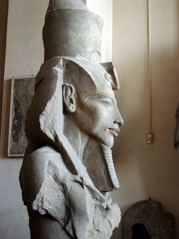 509-CairoMuseo-Akenaton.JPG