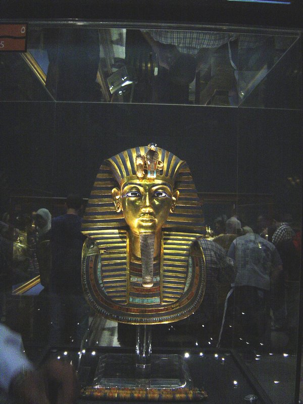 515-CairoMuseo-MascarTutankamon.jpg