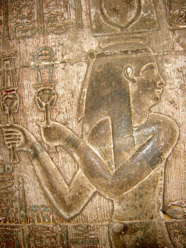 0_682-TemploEdfu-Cleopatra-dicen.JPG
