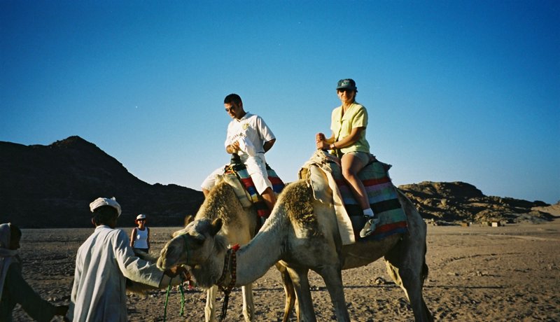 745_2-Desierto-Paseo_en_camello.JPG