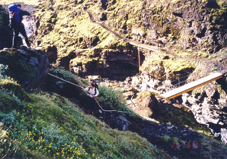 681-PasarelaSobreRio_4_b.jpg