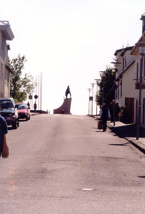902-Reikjiavik_4.jpg
