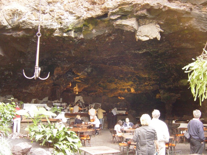 Jameos-del-Agua-06-3905.JPG