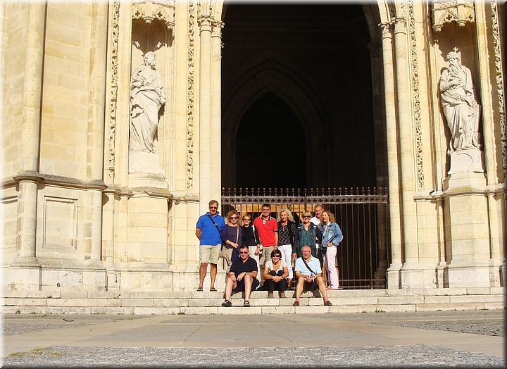 01300 Orleans - Puerta de la catedral.JPG