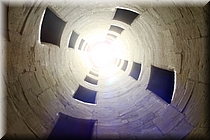 03600 Chambord - Hueco de la escalera.JPG