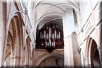 04421 Blois - Catedral - Organo.JPG