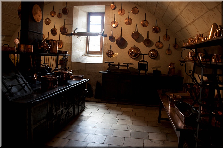 10700 Cht Chenonceau - Cocinas.JPG