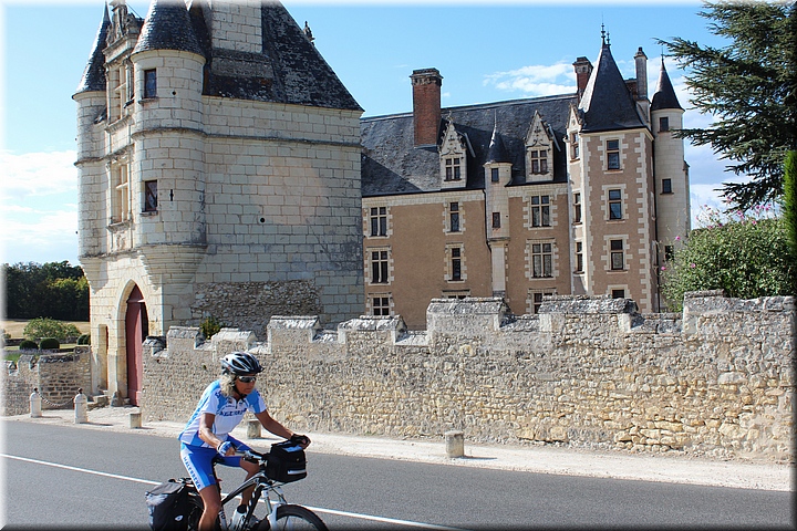 12200 - Chteau de Montpoupon.jpg