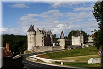12100 - Chteau de Montpoupon.JPG