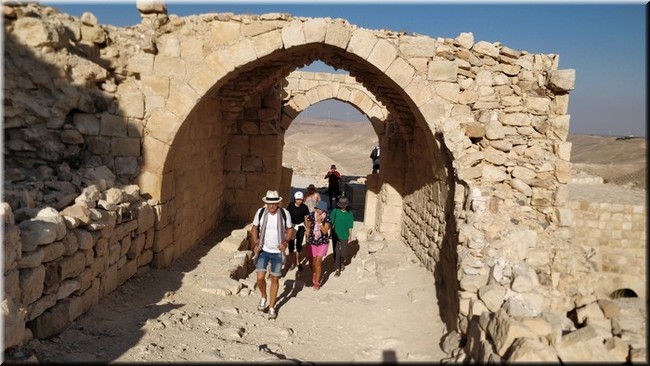 2-12-Castillo Al Shobak.jpg