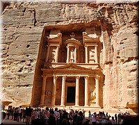 3-29_1-Petra-Khazne.jpg
