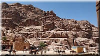 3-35-Petra.jpg