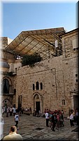 5-21-Junto a la Iglesia del Sto Sepulcro.jpg
