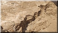 6-18-Masada -escarpaduras y campamento romano.jpg