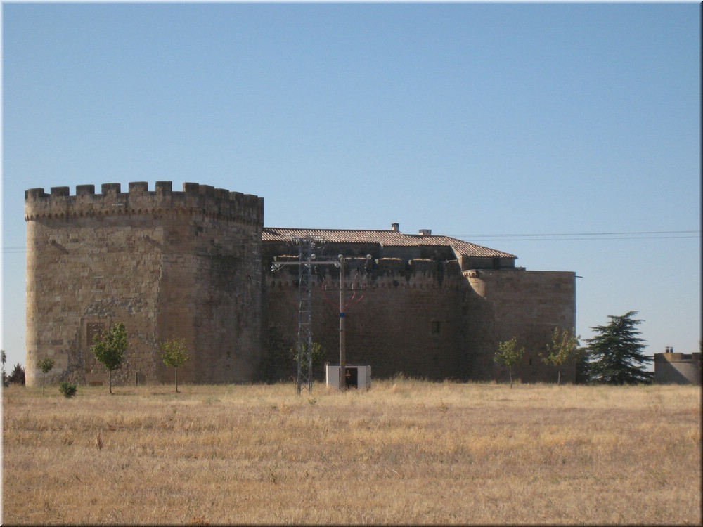 00804-Salamanca-Zamora-Castillo del Buen Amor-RUTA DE LA PLATA 2ª PARTE 011.jpg