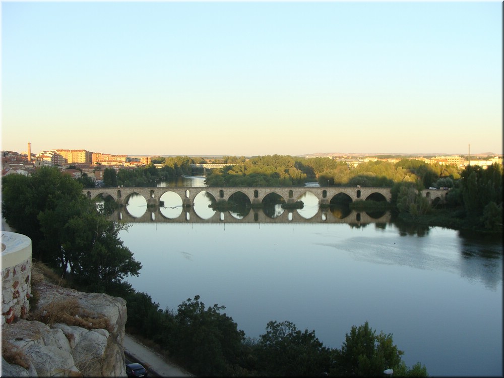 01001-Zamora-Puente Romano-DSC02200.JPG