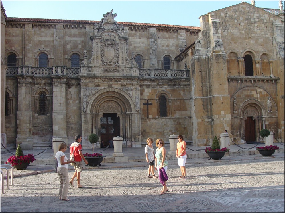 04200-Leon - San Isidoro-DSC02240.JPG
