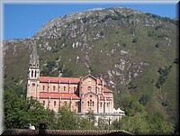 07404-Basilica nueva en Covadonga-RUTA DE LA PLATA 2ª PARTE 158.jpg