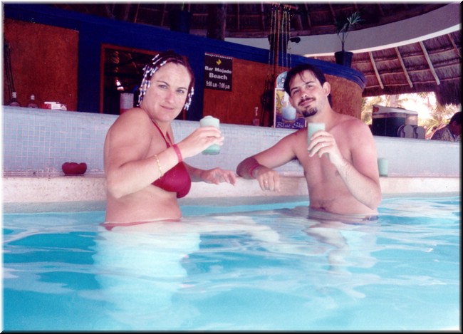 Z33--HotelBarceloMaya.jpg