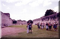 Z32-ChichenItza-JuegoDePelota.jpg