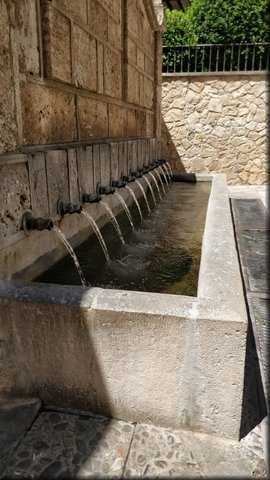 14 Brihuega -Fuente de los doce caños o de la Blanquita.jpg