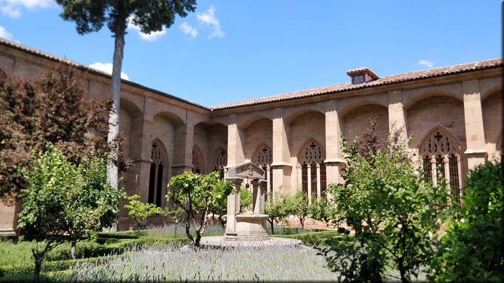 61  - Siguenza - Catedral de Sta Maria - Claustro.jpg
