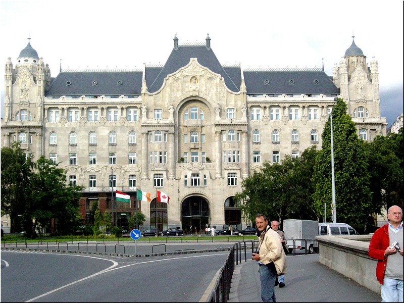 0300-Diego-B-P-V-Budapest-Pedro-M.jpg