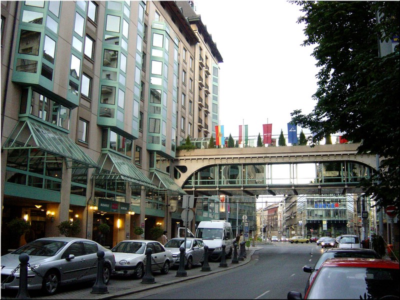 0350-Diego-B-P-V-Budapest-Hotel-Korona.jpg