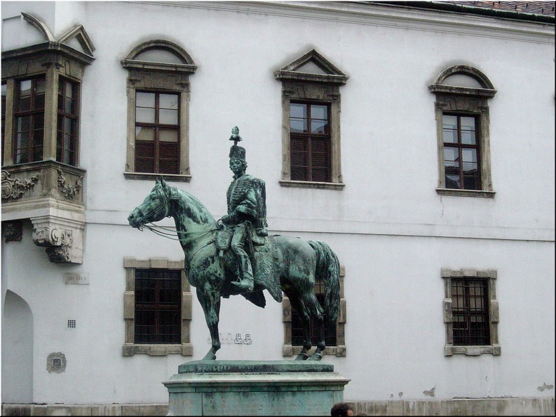 0480-Diego-B-P-V-Budapest-Estatua-6.jpg