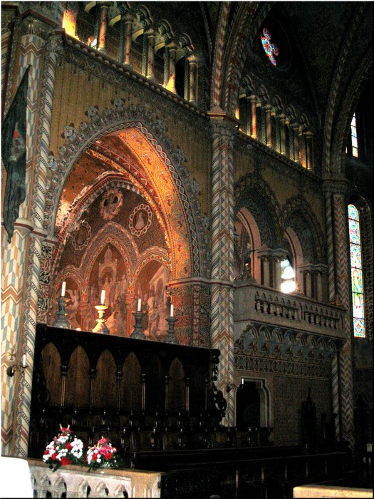 0532-Rosa-B-P-V-Budapest-Iglesia-Matias-Interior.jpg