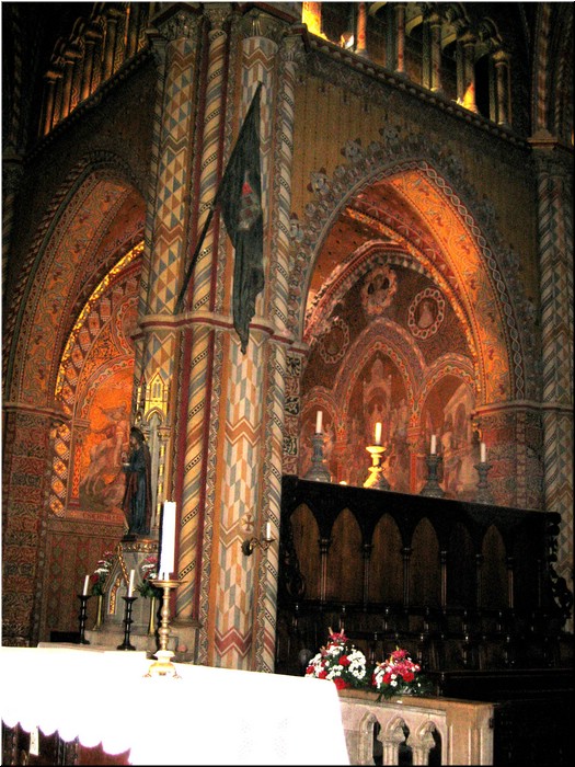 0533-Rosa-B-P-V-Budapest-Iglesia-Matias-Interior.jpg
