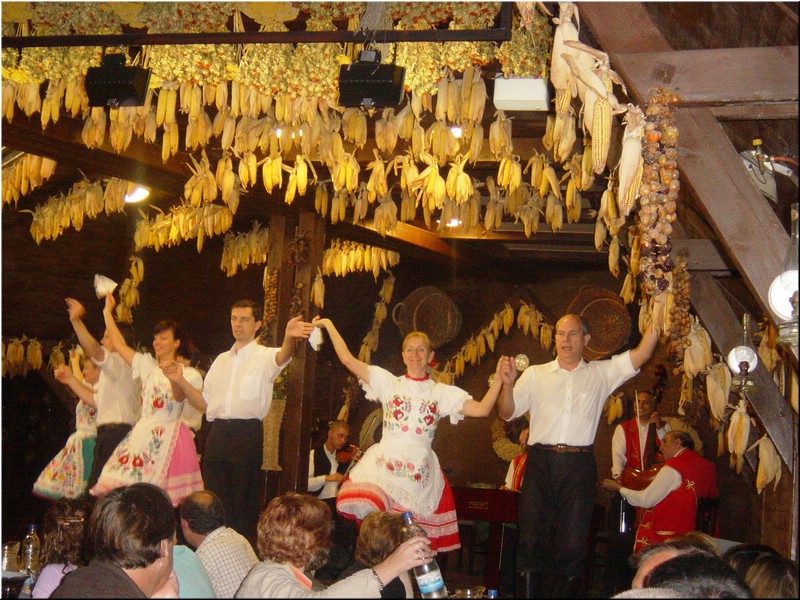 0980-Diego-B-P-V-Budapest-Cena-Folklorica.jpg